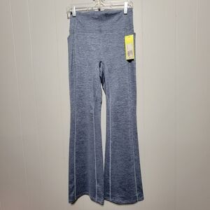 Target Heathered Blue Flare Leggings Small 🌼